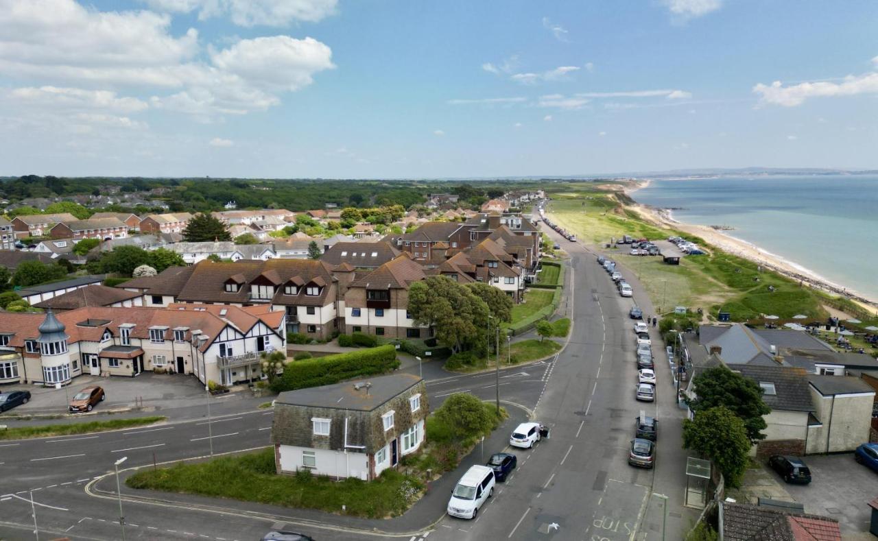 3Thedome - Luxury Ground Floor Apartment Opposite The Beach, Barton On Sea Exteriér fotografie