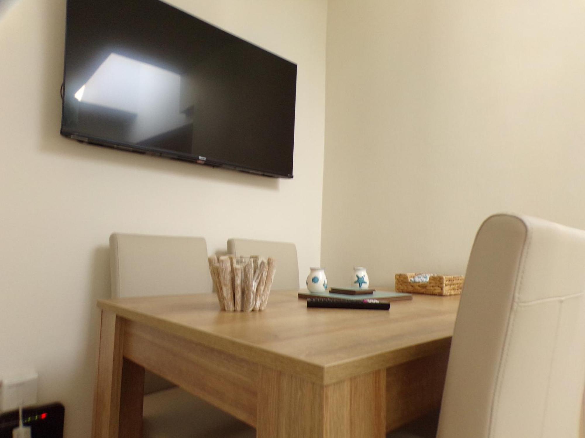 3Thedome - Luxury Ground Floor Apartment Opposite The Beach, Barton On Sea Exteriér fotografie